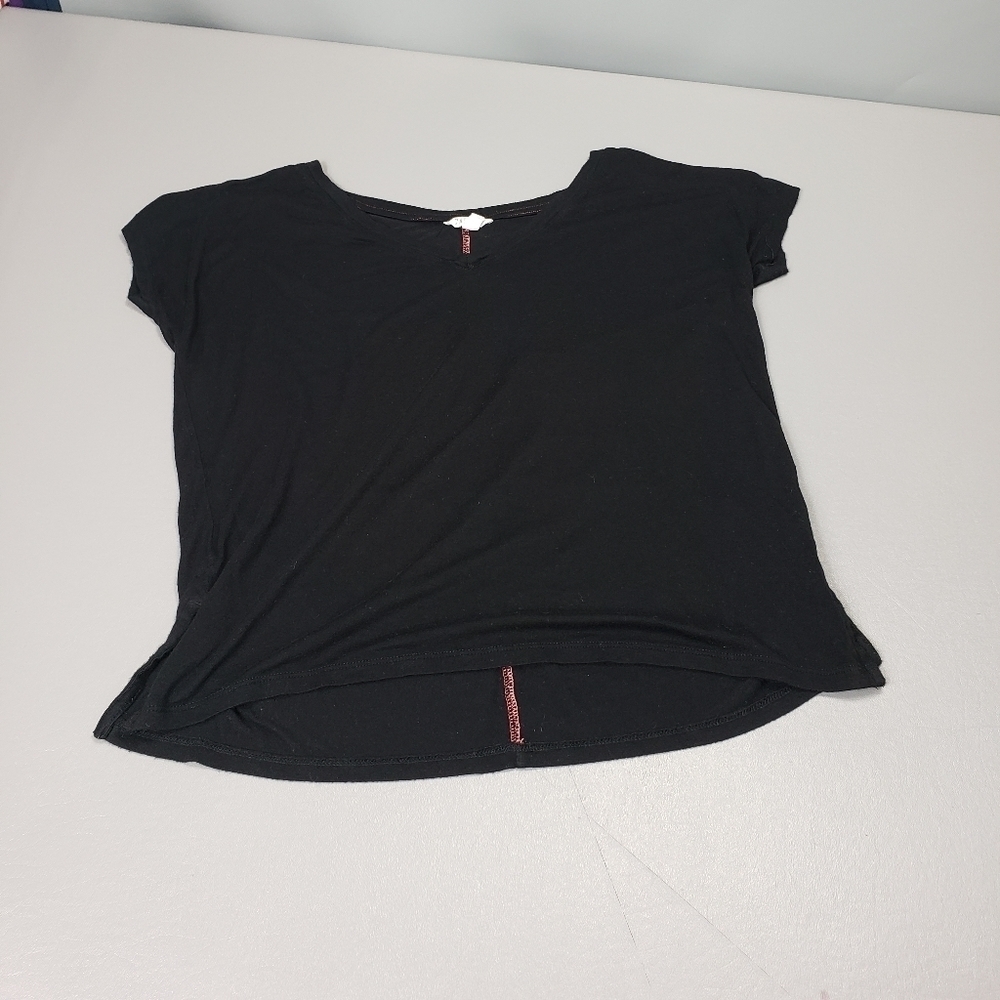 Junie and jade basic black womens vneck tshirt size XS